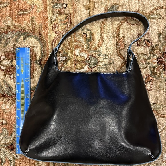 Liz Claiborne Shoulder Bag - Picture 9 of 11